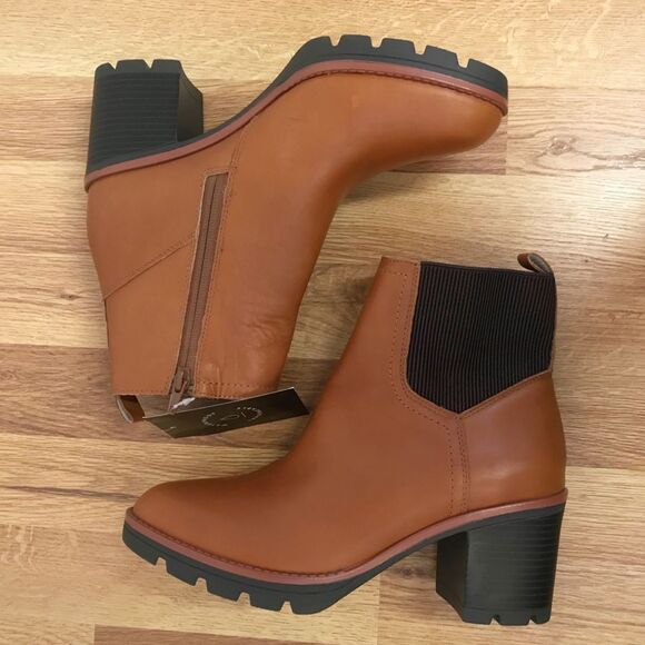 NATURALIZER Verney Brown Leather Chelsea Boot Lug Sole Weatherproof Size 9.5 New - Picture 8 of 15